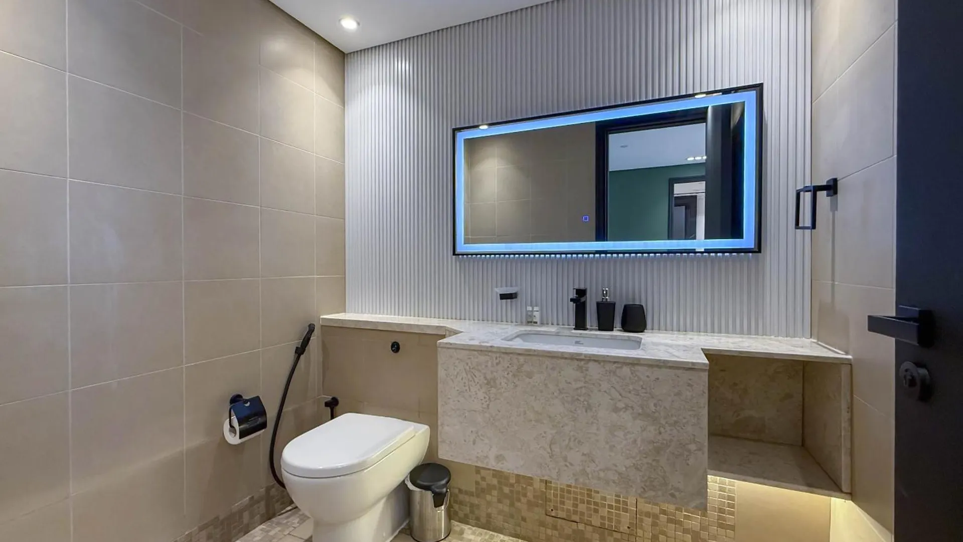 Spacious 1Bhk Near Future Museum Dubai 0*,