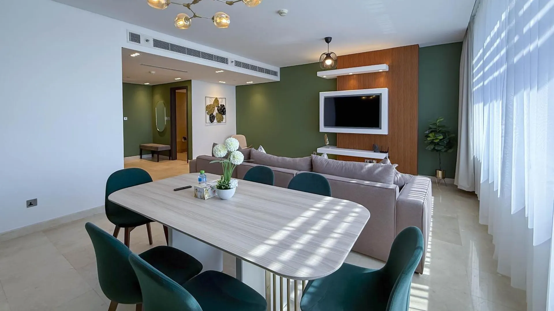 Spacious 1Bhk Near Future Museum Dubai 0*,